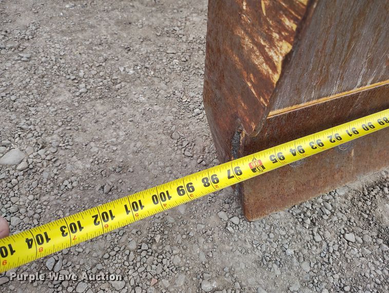 image for item IH9401 2015 NorAm 65E motor grader