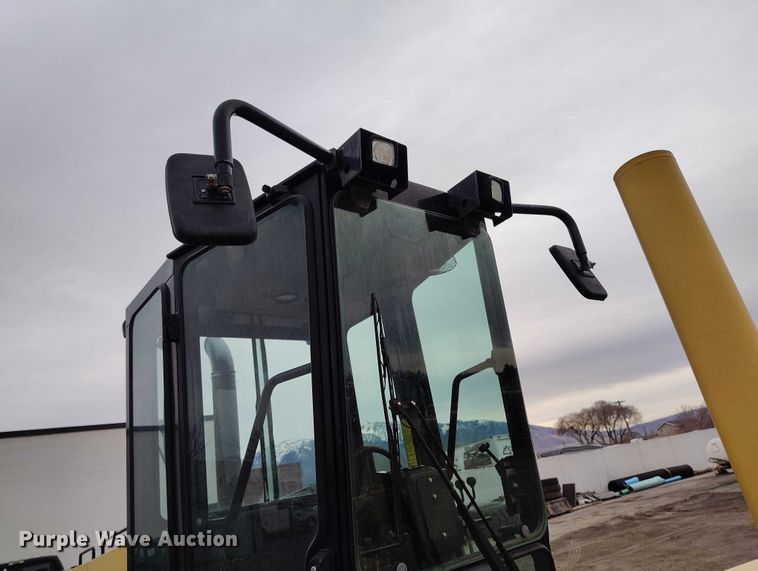 image for item IH9401 2015 NorAm 65E motor grader