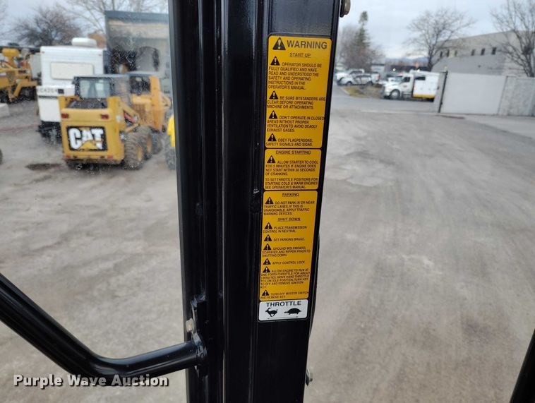 image for item IH9401 2015 NorAm 65E motor grader