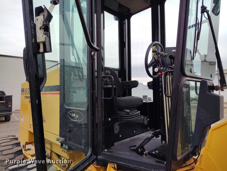 image for item IH9401 2015 NorAm 65E motor grader