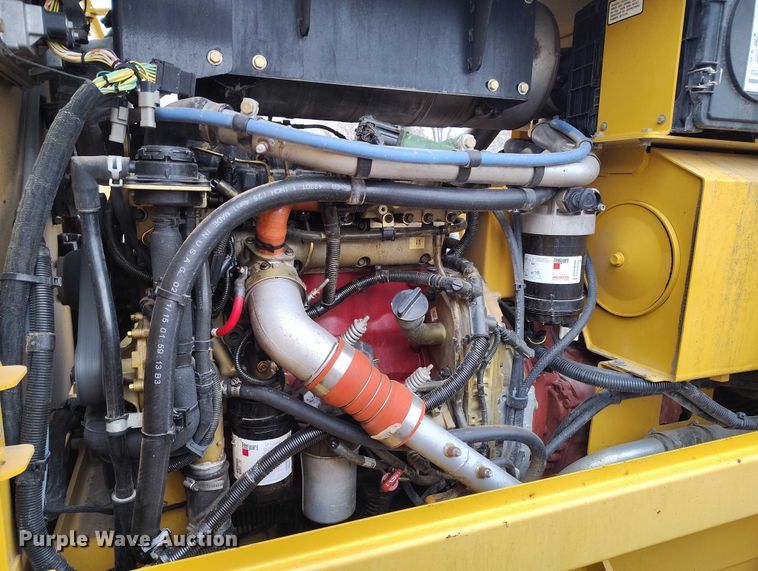 image for item IH9401 2015 NorAm 65E motor grader