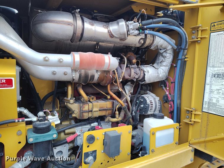 image for item IH9401 2015 NorAm 65E motor grader