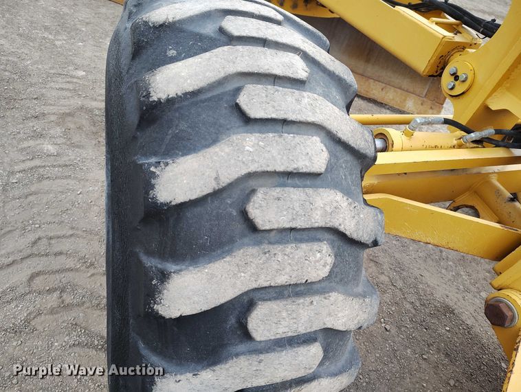 image for item IH9401 2015 NorAm 65E motor grader