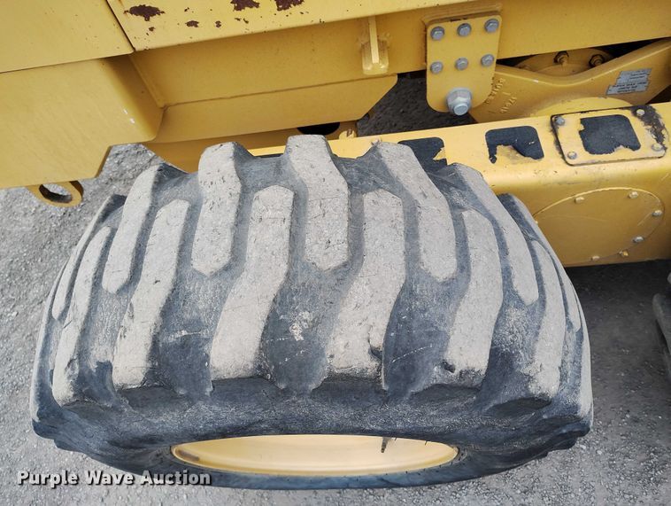 image for item IH9401 2015 NorAm 65E motor grader