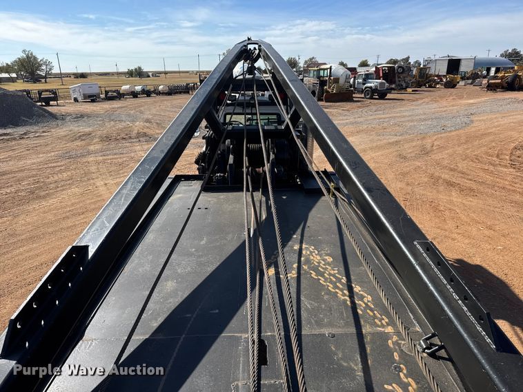 image for item NA9846 2000 Mack RD688S winch truck