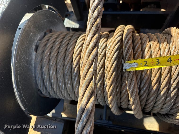 image for item NA9846 2000 Mack RD688S winch truck