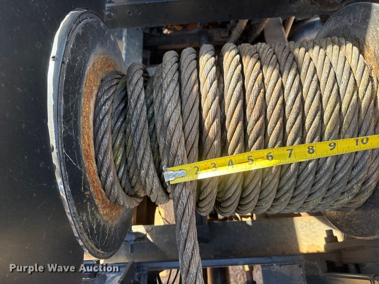 image for item NA9846 2000 Mack RD688S winch truck