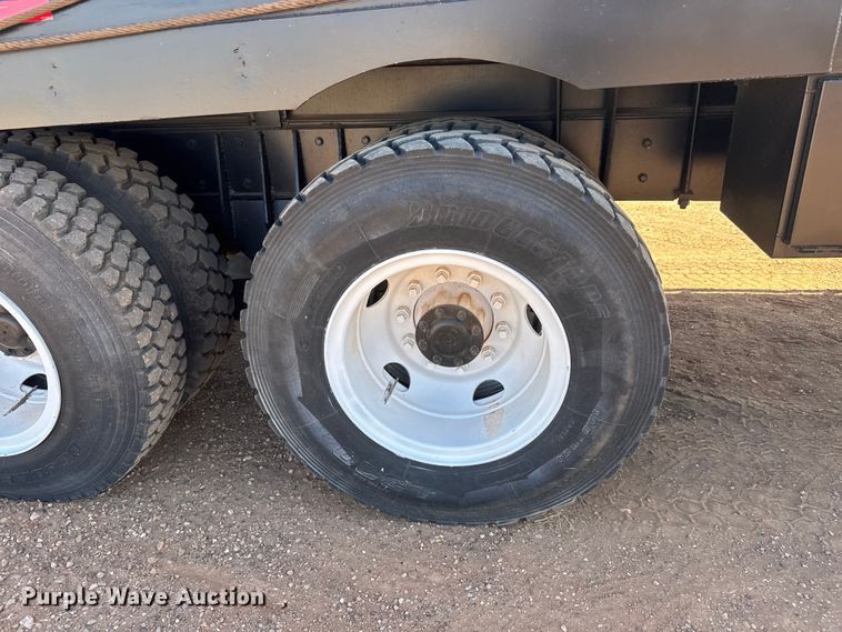 image for item NA9846 2000 Mack RD688S winch truck