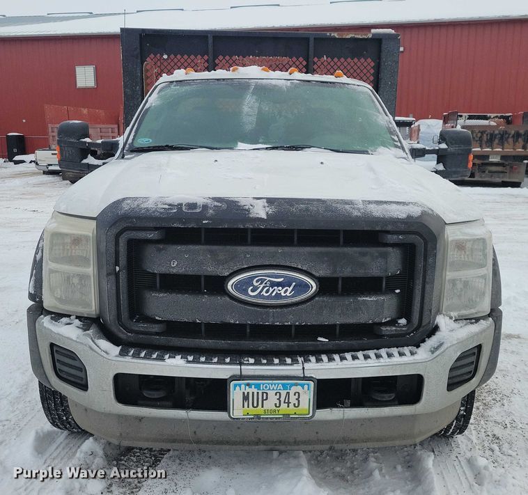 image for item NO9832 2011 Ford F450 flatbed pickup truck