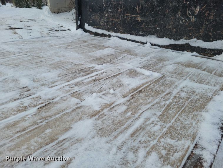 image for item NO9832 2011 Ford F450 flatbed pickup truck