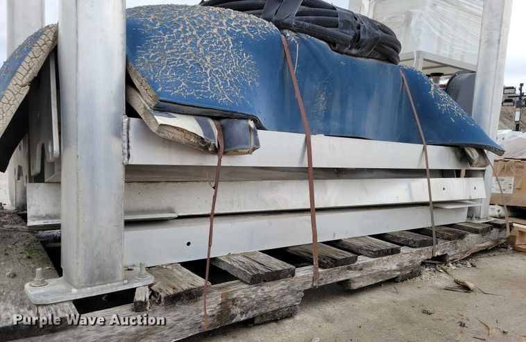 image for item NO9843 Shumaker Industries  Load and Go truck wash system