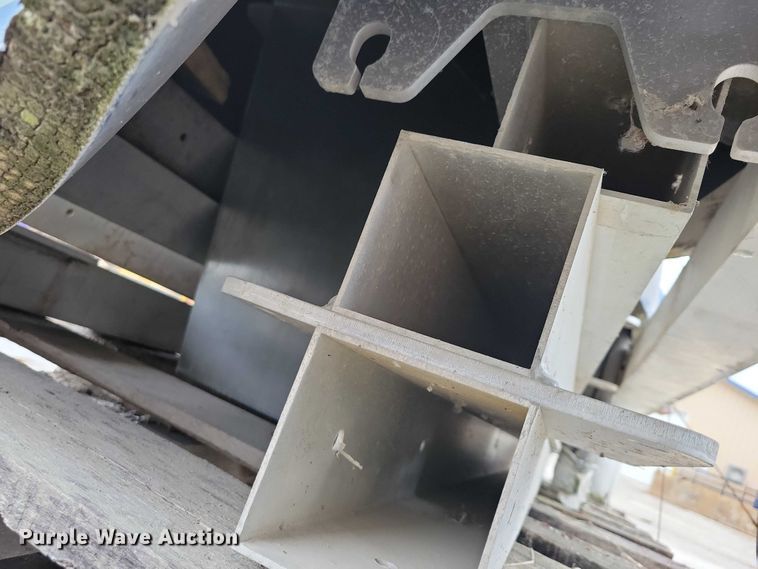 image for item NO9843 Shumaker Industries  Load and Go truck wash system