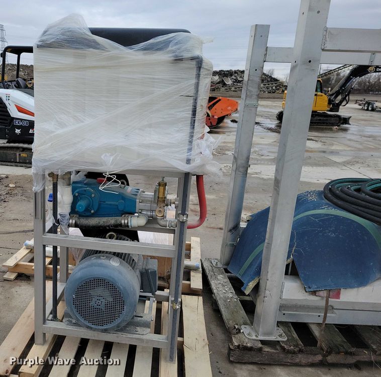 image for item NO9843 Shumaker Industries  Load and Go truck wash system