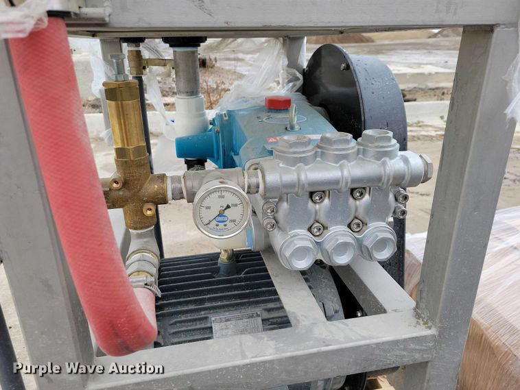 image for item NO9843 Shumaker Industries  Load and Go truck wash system