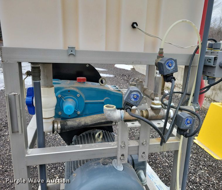 image for item NO9845 Shumaker Industries Load and Go truck wash system