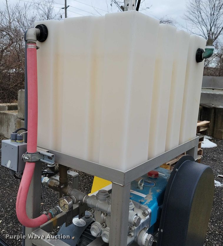 image for item NO9845 Shumaker Industries Load and Go truck wash system