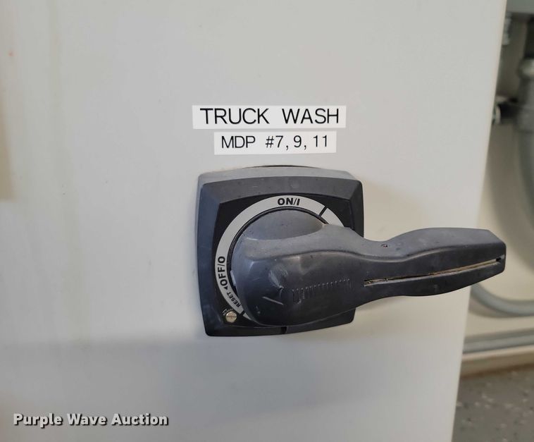 image for item NO9845 Shumaker Industries Load and Go truck wash system