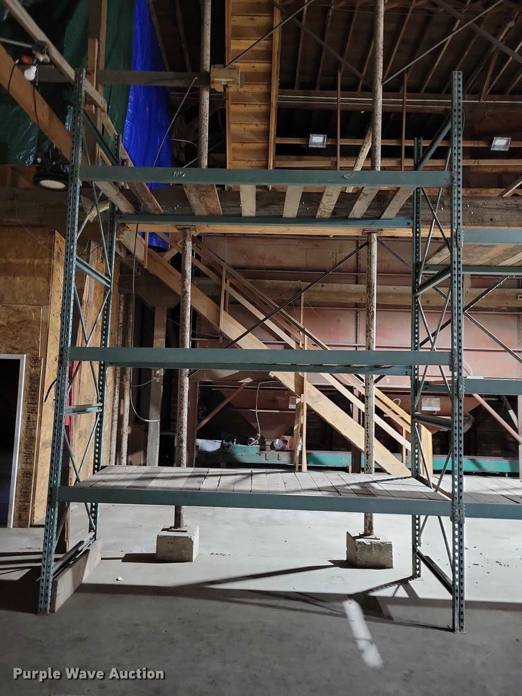 image for item NO9855 Assorted pallet racks