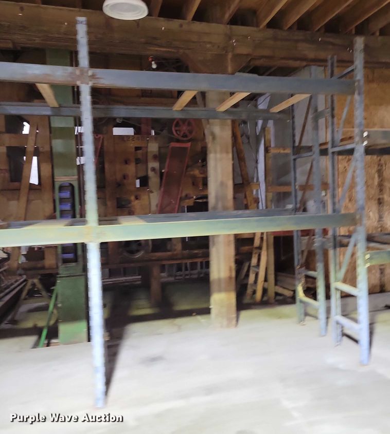 image for item NO9855 Assorted pallet racks