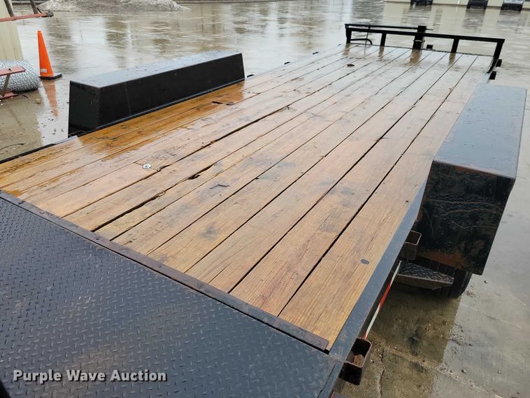 image for item NO9873 2018 H&H H8220IL-140 equipment trailer