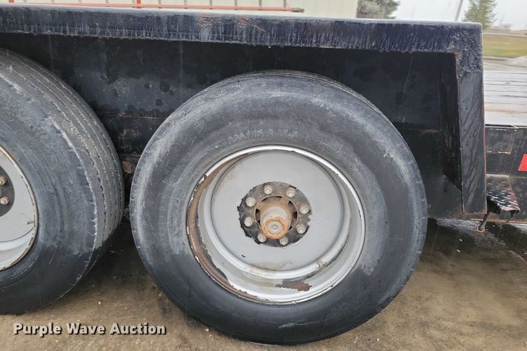 image for item NO9873 2018 H&H H8220IL-140 equipment trailer