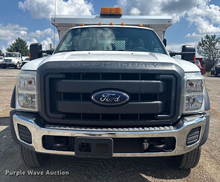 image for item NU9682 2016 Ford F450 Super Duty dump truck