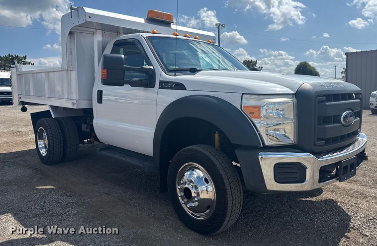 image for item NU9682 2016 Ford F450 Super Duty dump truck