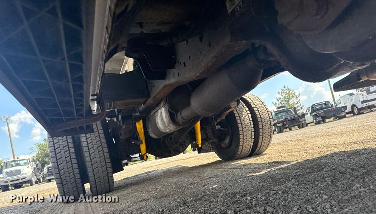 image for item NU9682 2016 Ford F450 Super Duty dump truck