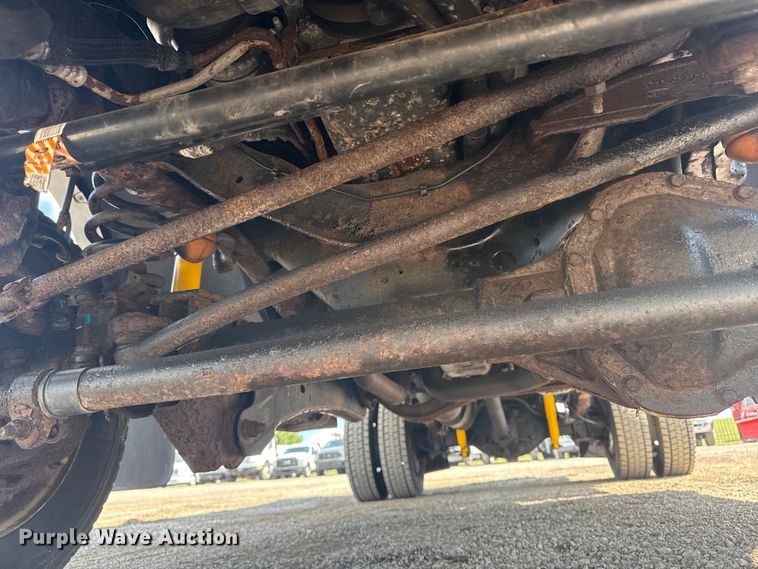 image for item NU9682 2016 Ford F450 Super Duty dump truck