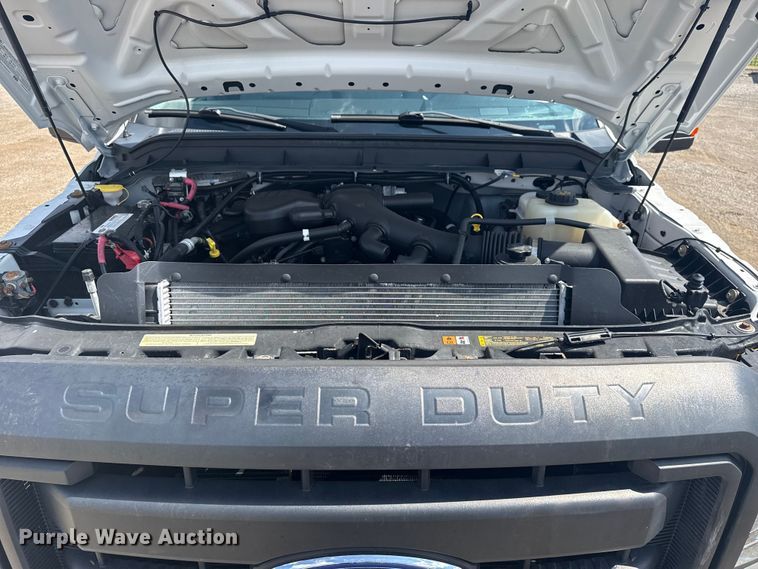 image for item NU9682 2016 Ford F450 Super Duty dump truck