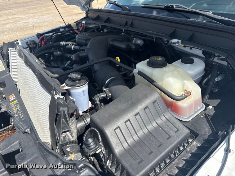 image for item NU9682 2016 Ford F450 Super Duty dump truck