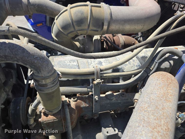 image for item YA1071 2001 Mack RD688 dump truck