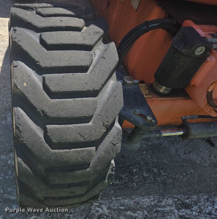 image for item YA1073 2014 JLG 600AJ boom lift