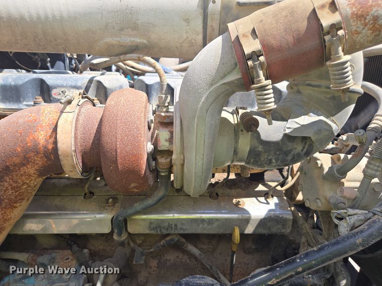 image for item YA1079 2001 Mack RD688S dump truck