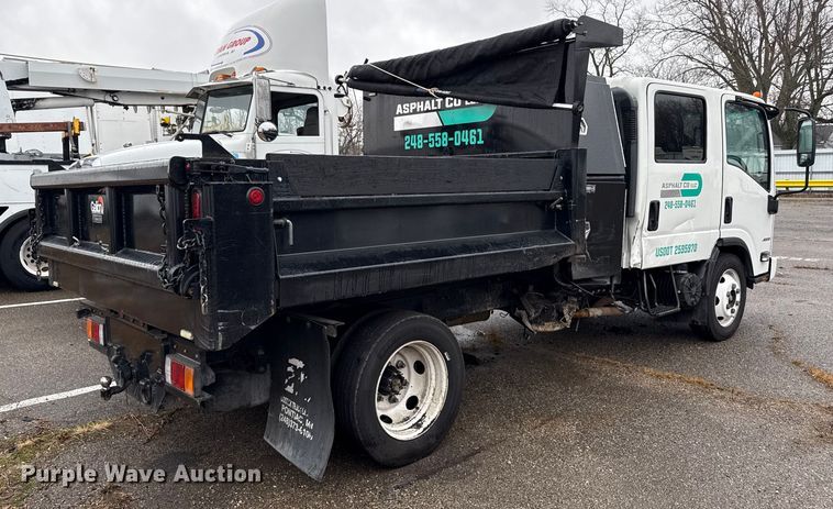 image for item YA1536 2022 Chevrolet  4500 Crew Cab dump truck