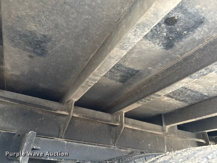 image for item YA1536 2022 Chevrolet  4500 Crew Cab dump truck