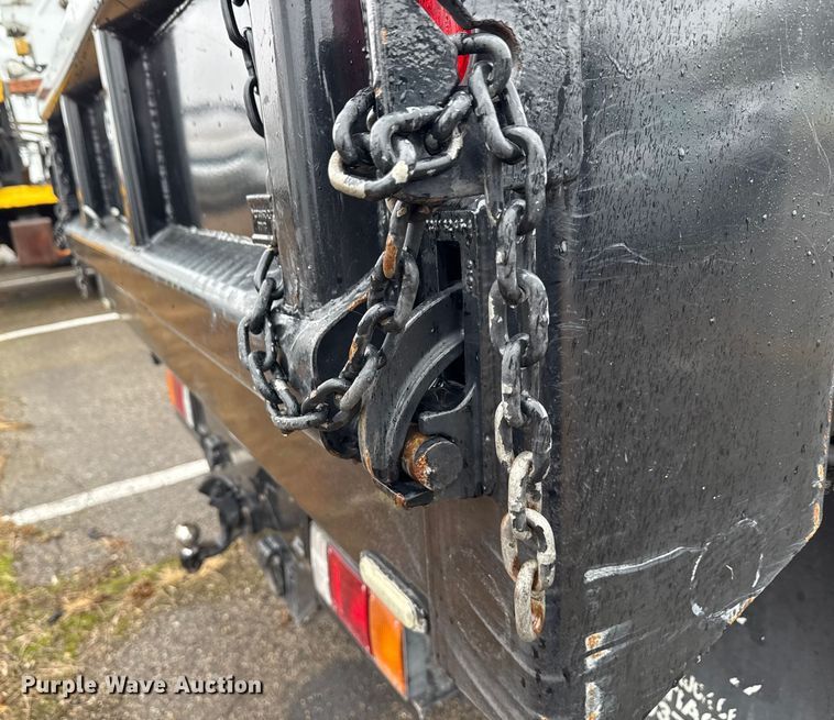 image for item YA1536 2022 Chevrolet  4500 Crew Cab dump truck