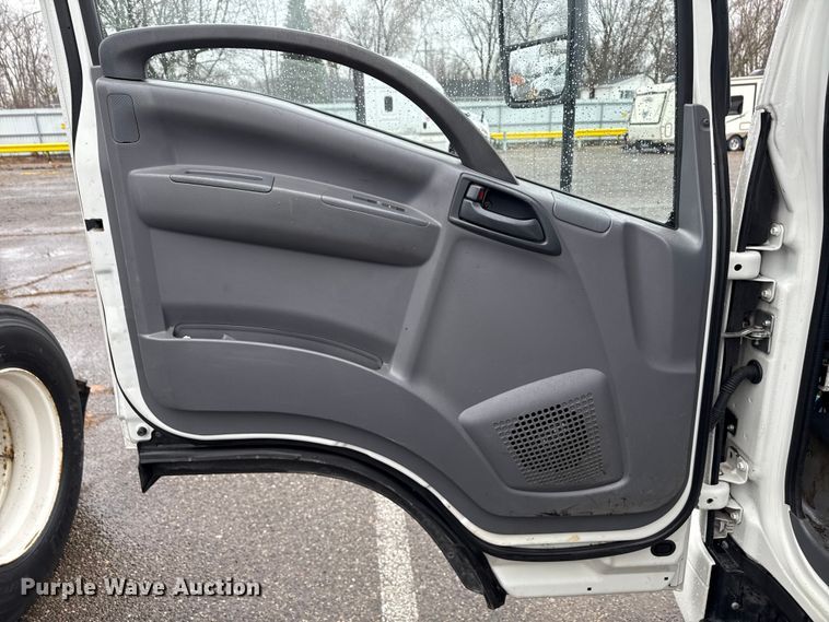 image for item YA1536 2022 Chevrolet  4500 Crew Cab dump truck