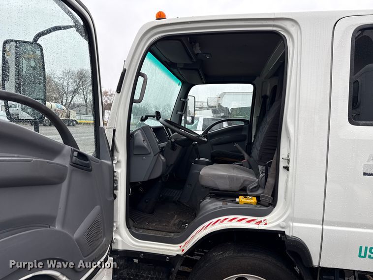 image for item YA1536 2022 Chevrolet  4500 Crew Cab dump truck