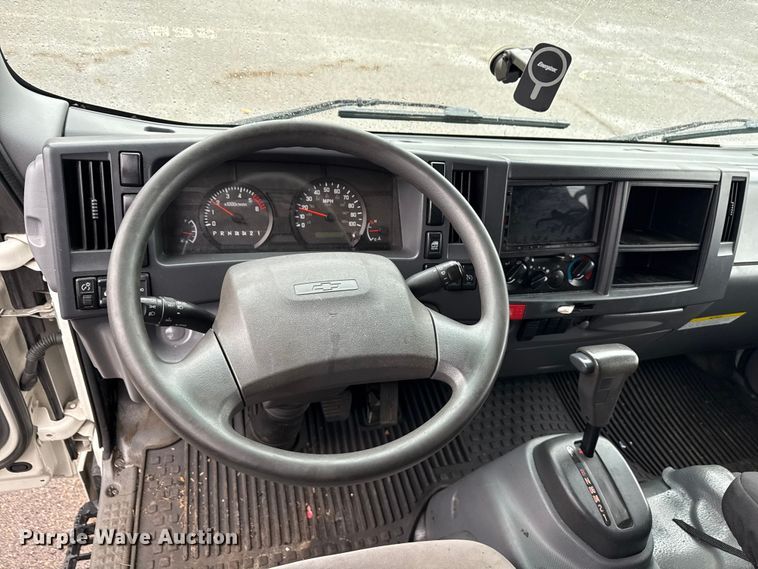 image for item YA1536 2022 Chevrolet  4500 Crew Cab dump truck