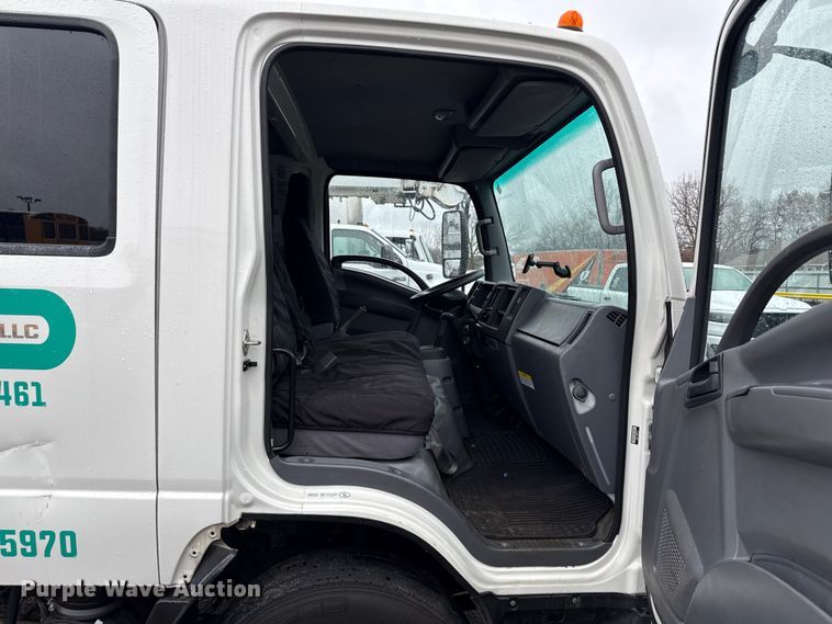 image for item YA1536 2022 Chevrolet  4500 Crew Cab dump truck