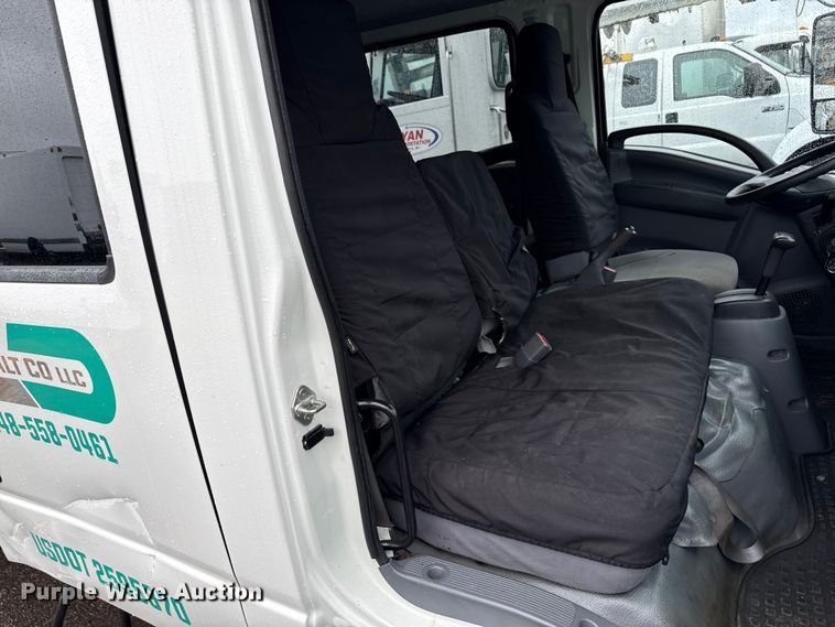 image for item YA1536 2022 Chevrolet  4500 Crew Cab dump truck