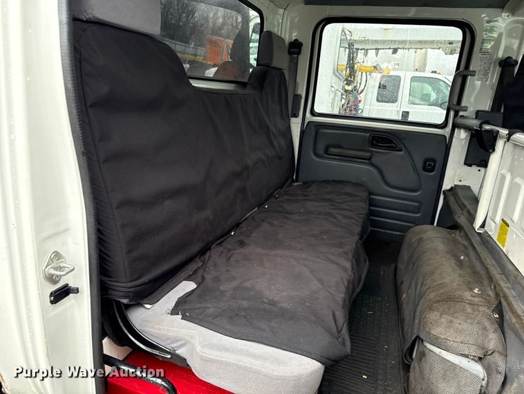 image for item YA1536 2022 Chevrolet  4500 Crew Cab dump truck