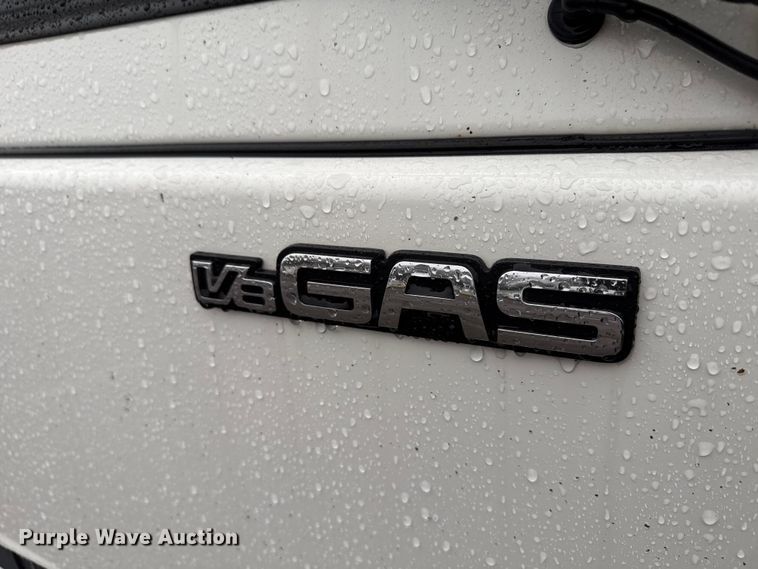 image for item YA1536 2022 Chevrolet  4500 Crew Cab dump truck