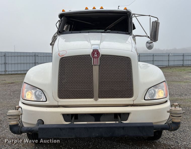 image for item YA1643 2022 Kenworth T270 water truck