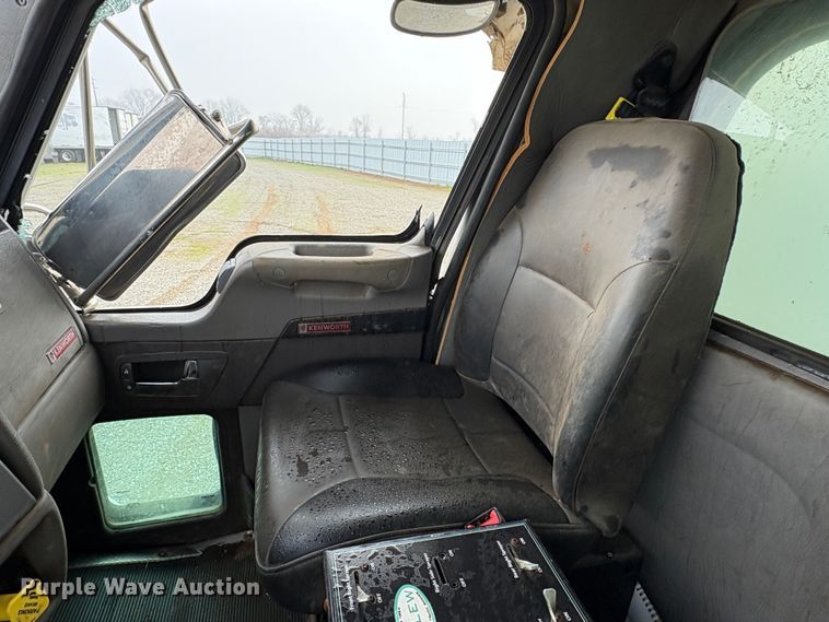 image for item YA1643 2022 Kenworth T270 water truck