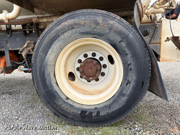 image for item YA1643 2022 Kenworth T270 water truck