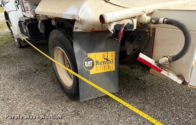 image for item YA1643 2022 Kenworth T270 water truck