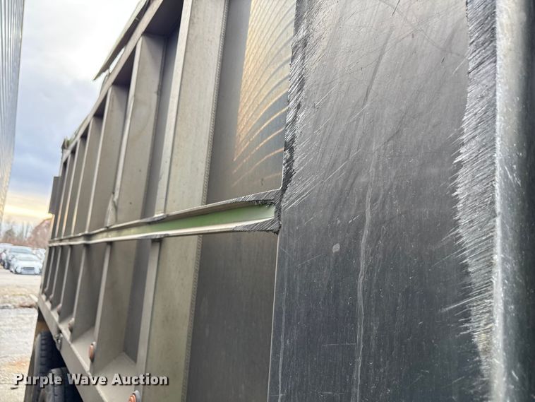 image for item YA1644 2018 Kenworth  T880 dump truck