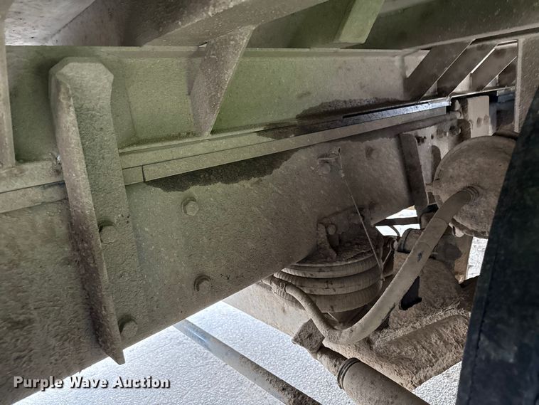 image for item YA1644 2018 Kenworth  T880 dump truck